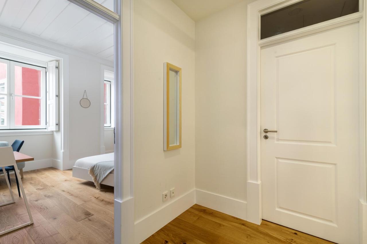 Modern Flat In Downtown Lisbon By Lovelystay Exterior photo